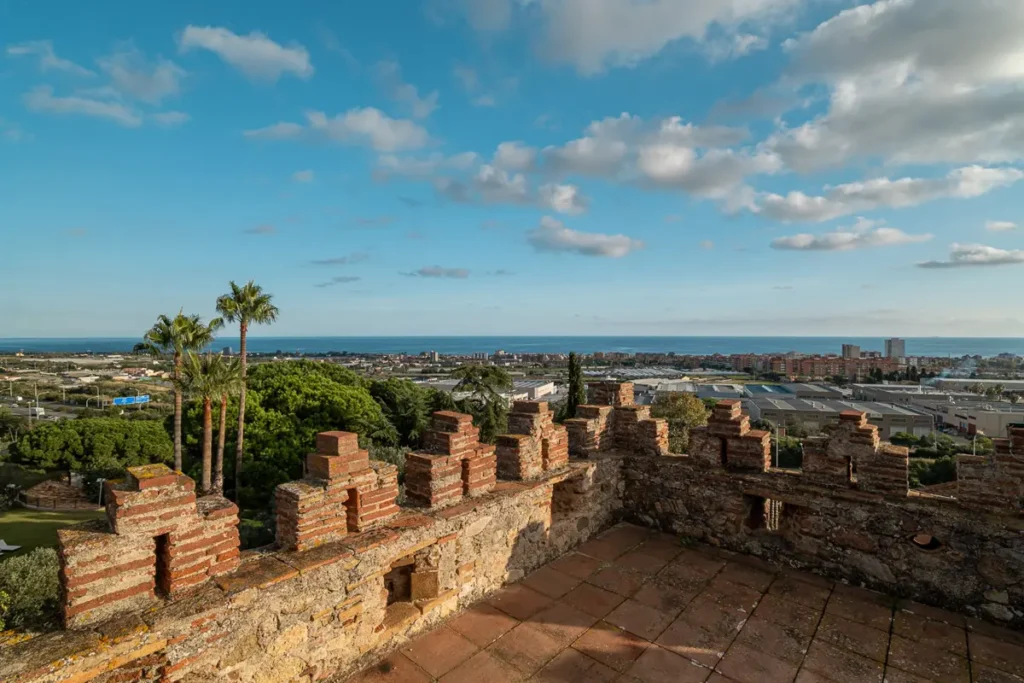 terraza castillo con vista al mar
