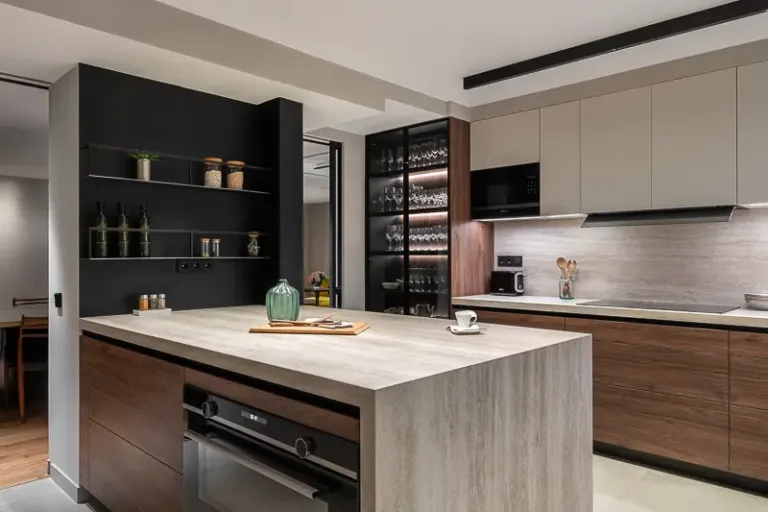 cocina moderna y bien iluminada